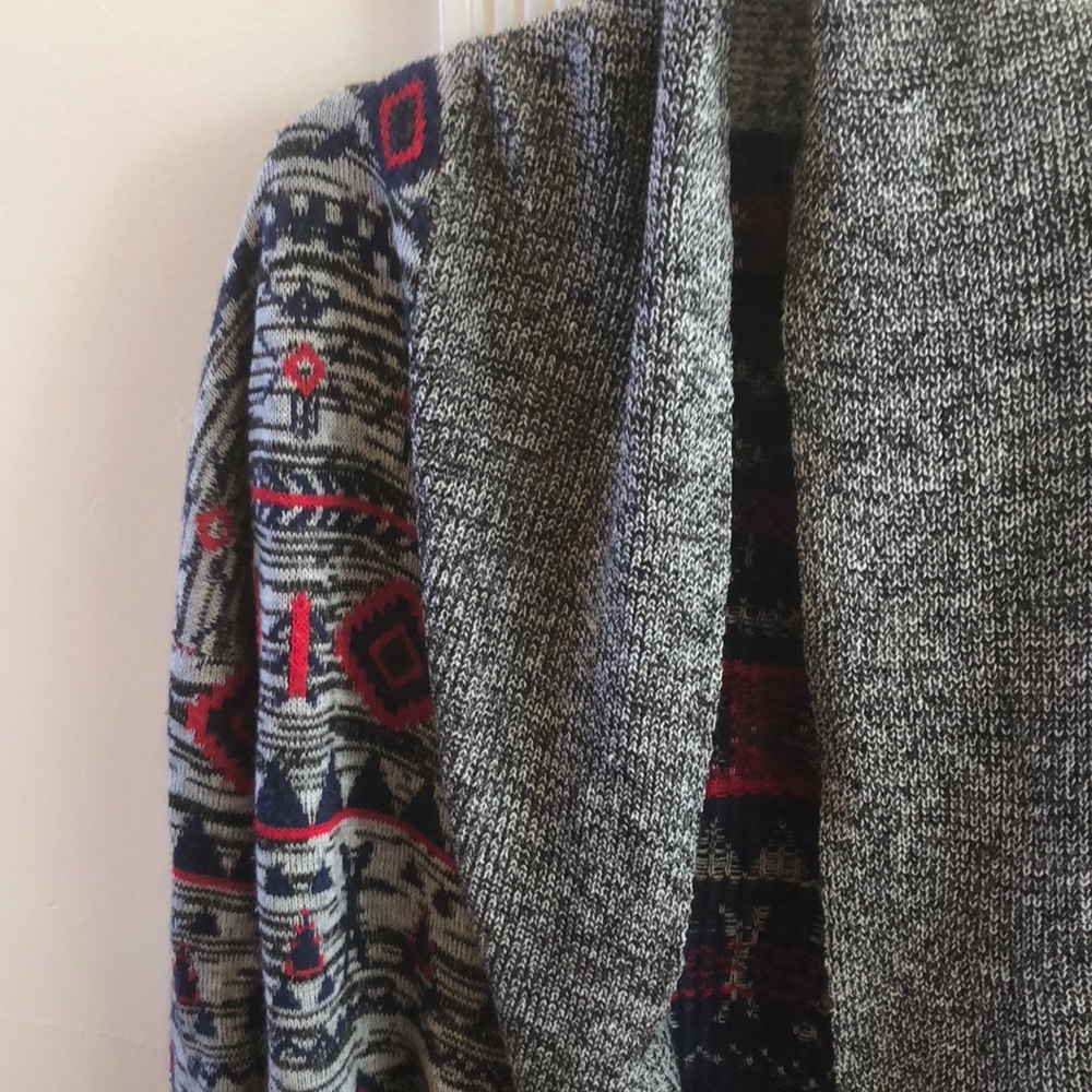 Roxy Size Small Aztec Wrap - image 6